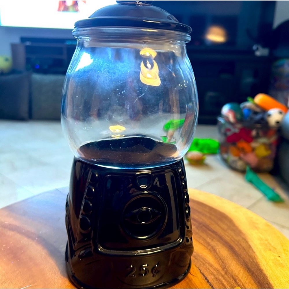 Black glass Target Gumball machine jar